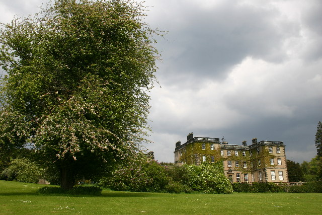 Файл:Bolton Hall - geograph.org.uk - 75587.jpg