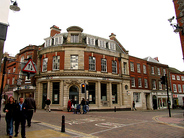 File:HSBC Bank Building, Newbury - geograph.org.uk - 7390.jpg