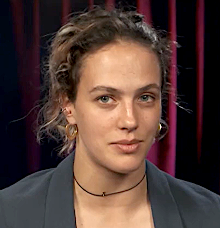 File:Jessica Brown Findlay in 2017.png