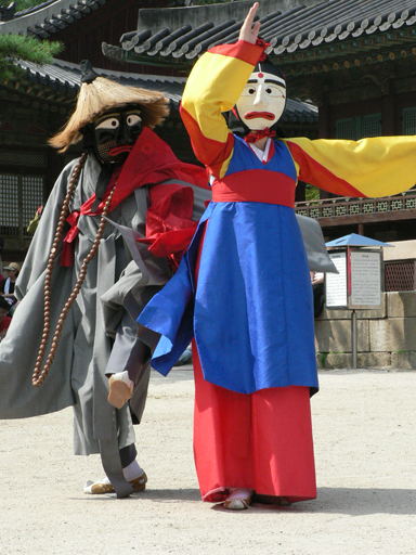 File:Korean mask dance-Songpa sandaenori-06.jpg