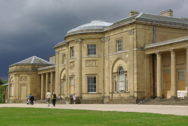 File:Heaton Hall 01.jpg