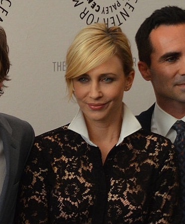 Файл:Vera Farmiga @ Paley Center for Media 2013.jpg