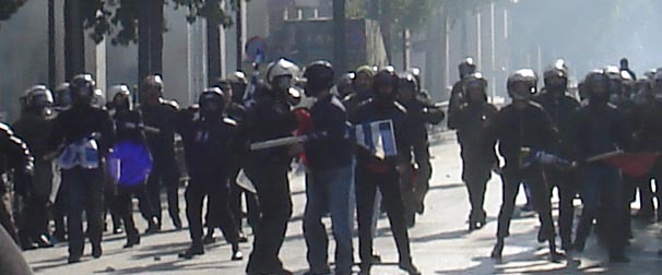 File:Chrysi Avgi and Greek Riot police February 2008 (2).jpg