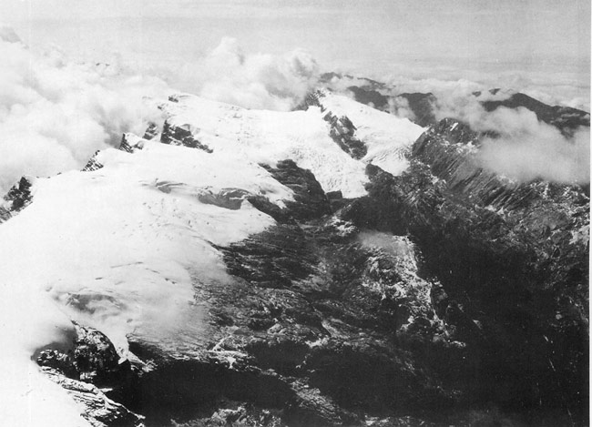 File:Puncak Jaya icecap 1936.jpg