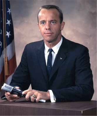 Файл:Alan-shepard.jpg