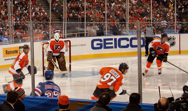 File:Bernie Parent in 2012 Winter Classic Alumni Game.jpg