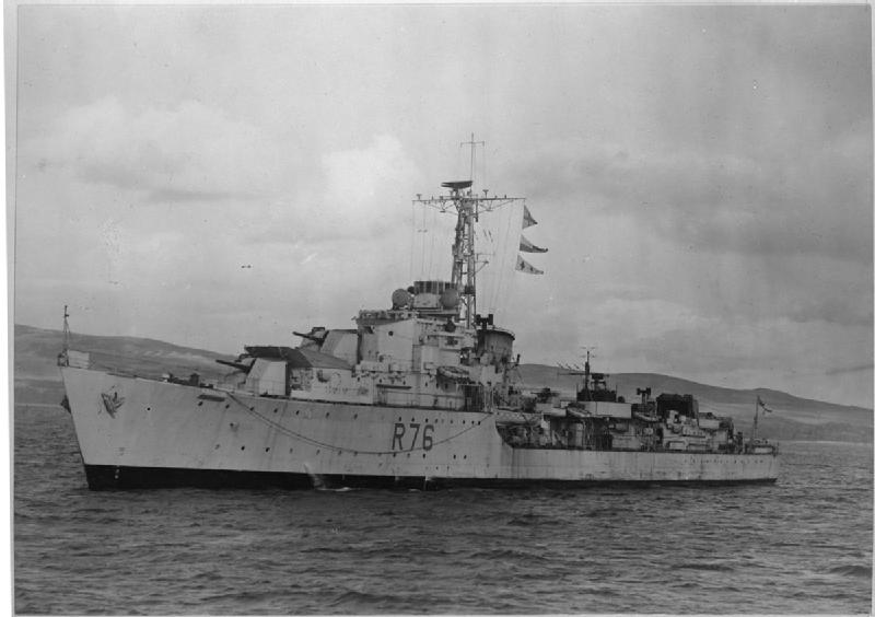 File:HMS Consort R76 1945.jpg