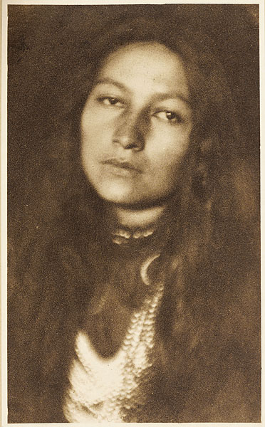 Archivo:Joseph T. Keiley Zitkala-Sa.jpg