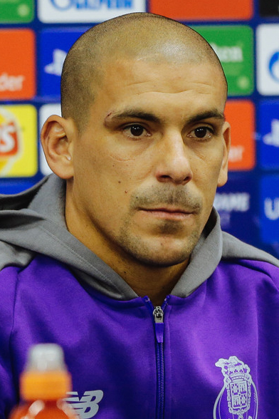 File:Maxi Pereira.jpg