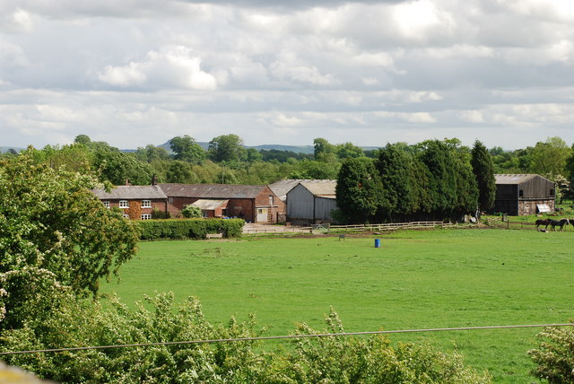 File:Snelson - Wood End Farm.jpg