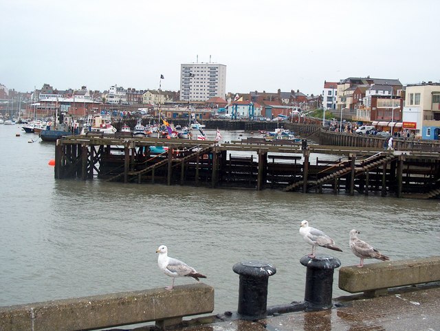 File:Bridlington Harbour - geograph.org.uk - 1608758.jpg