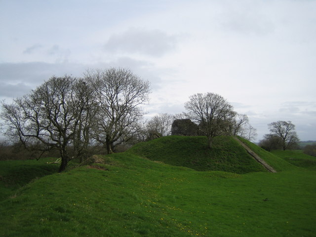 File:Wiston castle - geograph.org.uk - 160545.jpg