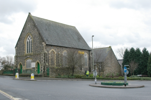 File:Ivybridge Evangelical Church.jpg