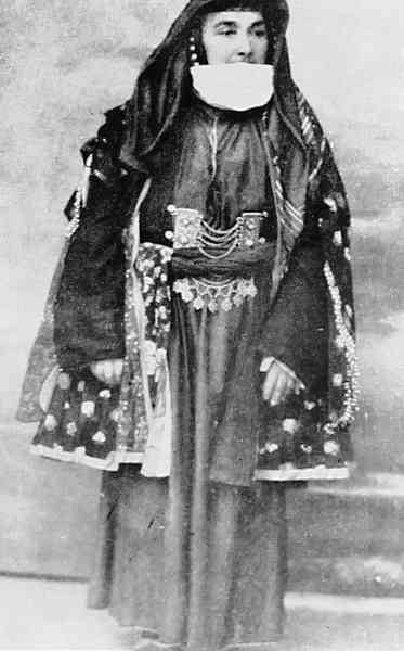 File:Armenian lady Shamakhi.jpg