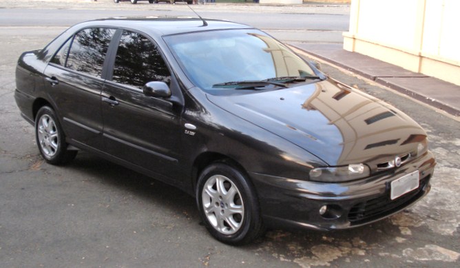 File:Fiat Marea 2420V 2003.jpg