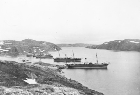 File:Murmansk harbour Russia 1918 (AWM A05183).jpg