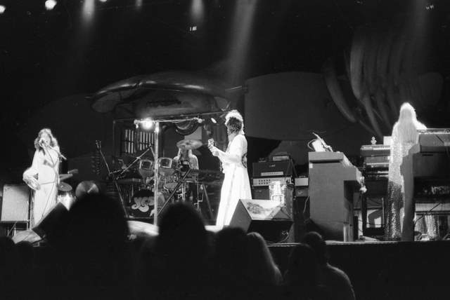 File:Yes Live at Columbia, SC (1974) (3984563705).jpg