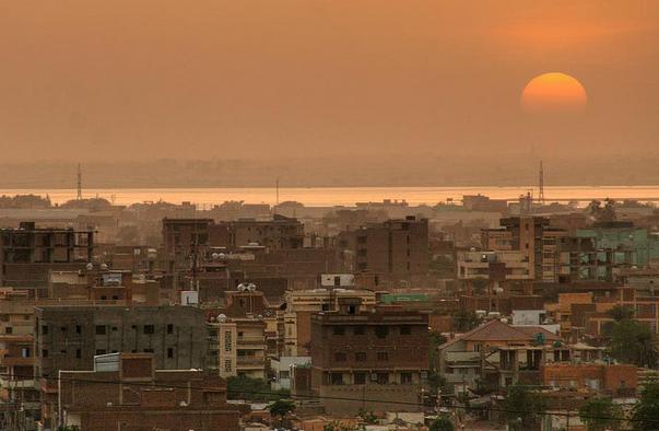 Файл:Sunset Khartoum.jpg