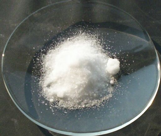 Archivo:Potassium nitrate.jpg