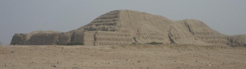 Archivo:Huaca del Sol jt01.jpg