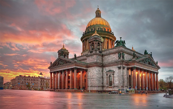 Файл:View to Saint Isaac's Cathedral by Ivan Smelov.jpg