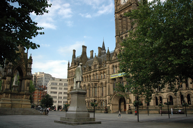 File:Albert-Square-Manchester.jpg