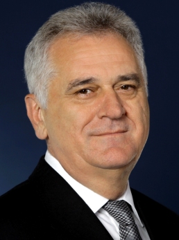 Archivo:Tomislav Nikolić 2012.jpg