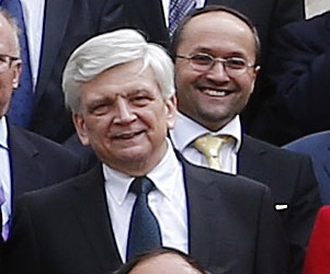 File:Botschafterkonferenz 2013 (9653984222) (cropped).jpg