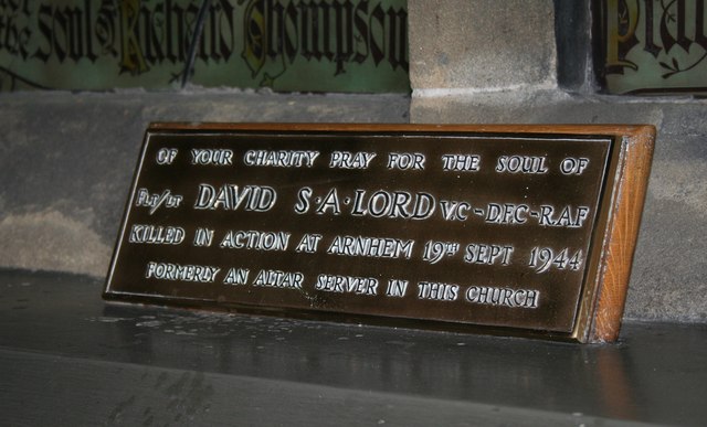 File:Victoria Cross Plaque - geograph.org.uk - 703493.jpg