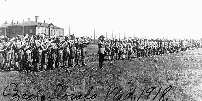 Archivo:Czech Troops.jpg