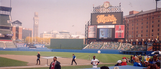 File:OPACY disguised as Cleveland Stadium, ML2.jpg