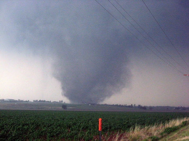 File:May 24, 2011 Chickasha, Oklahoma tornado.JPG