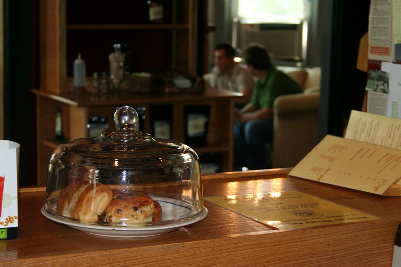 Файл:Pastries sold at a coffee shop.jpg