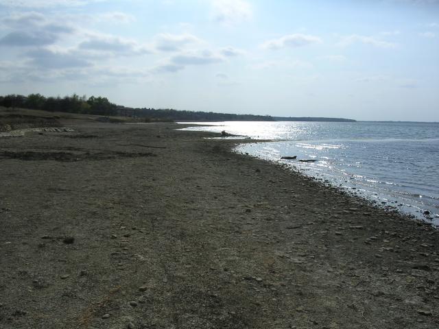 File:Cedarhillshoreline.jpg