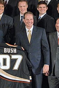 File:Henry Samueli, Bush and Anaheim Ducks (cropped).jpg