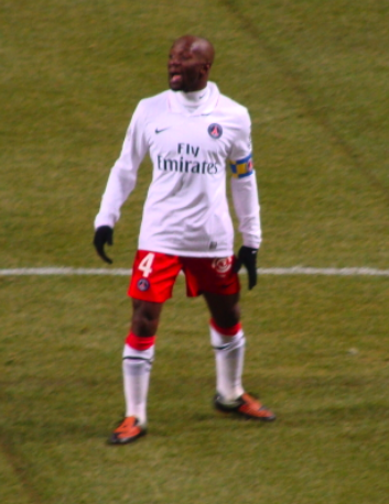 File:Makélélé PSG.png