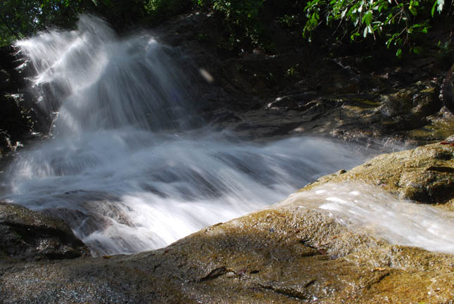 File:WATERFALL 12 0180.jpg