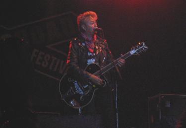 File:Brian Setzer - live in gijon.jpg