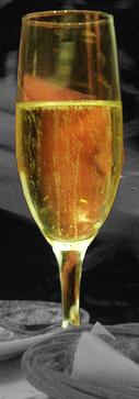 File:Glass of Cava.jpg