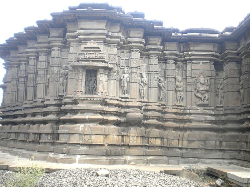 File:SidhheshwarTemple Hottal.jpg