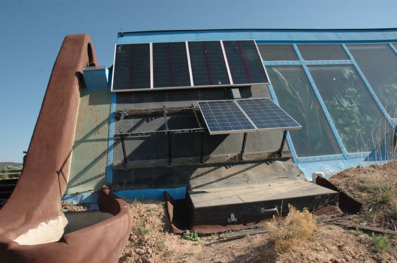 File:2008 06 22-EarthShip SolShip-040 (2613604378).jpg