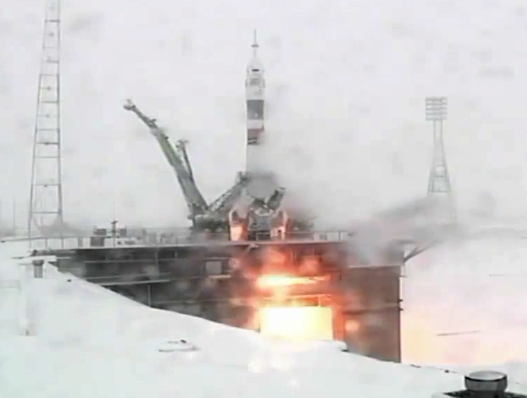 File:Soyuz TMA-22 lifts off from Gagarin's Start.jpg