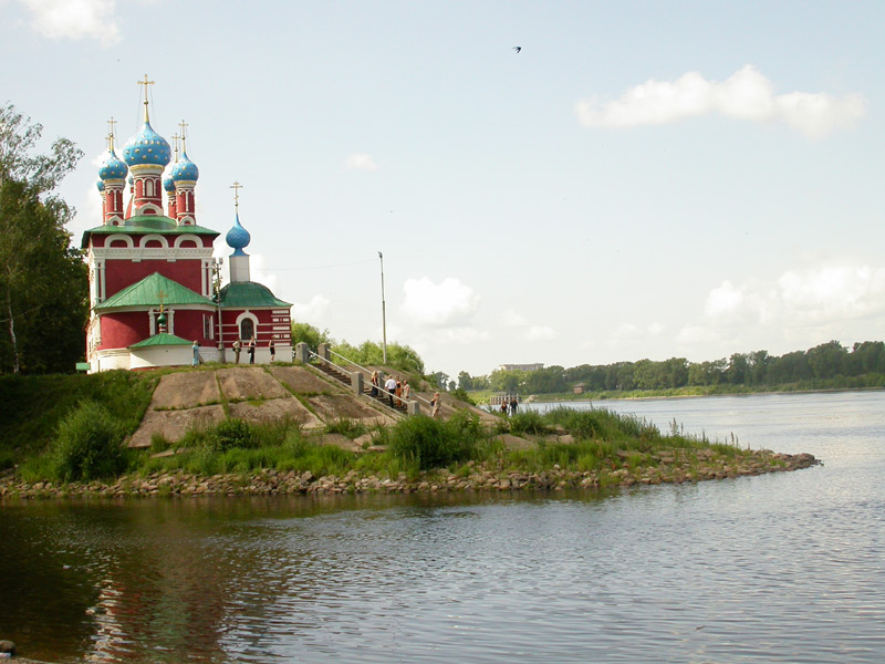 Файл:Dmitrij church in Uglich.jpg