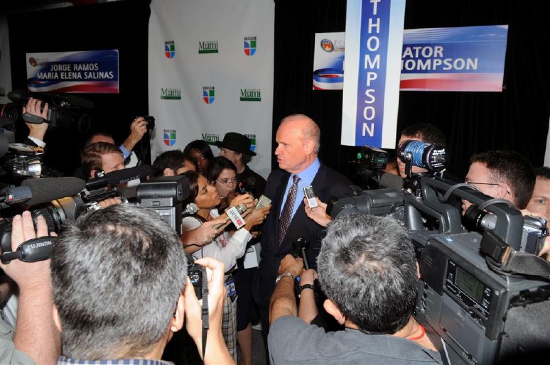 File:Fred Thompson in spin room.jpg