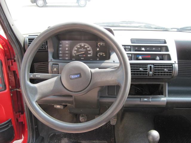 File:Fiat Cinquecento 703 interno.jpg