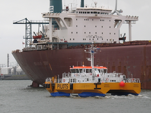 File:SWATH pilot boat and bulk carrier.jpg