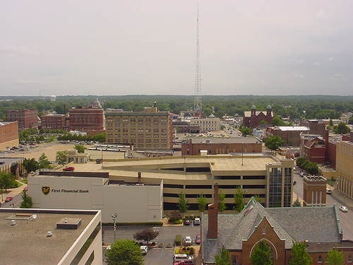 File:TerreHaute-Downtown-lookingeast.jpg