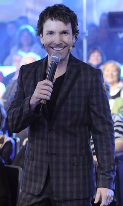 File:Éric Salvail.png