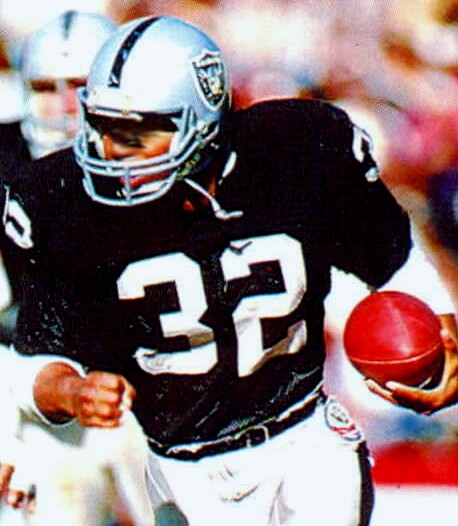 Archivo:1985 Police Raiders-Rams - 01 Marcus Allen (crop).jpg