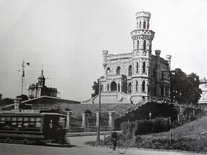 Archivo:Castillo de los Leones (AGN, s.f.).jpg